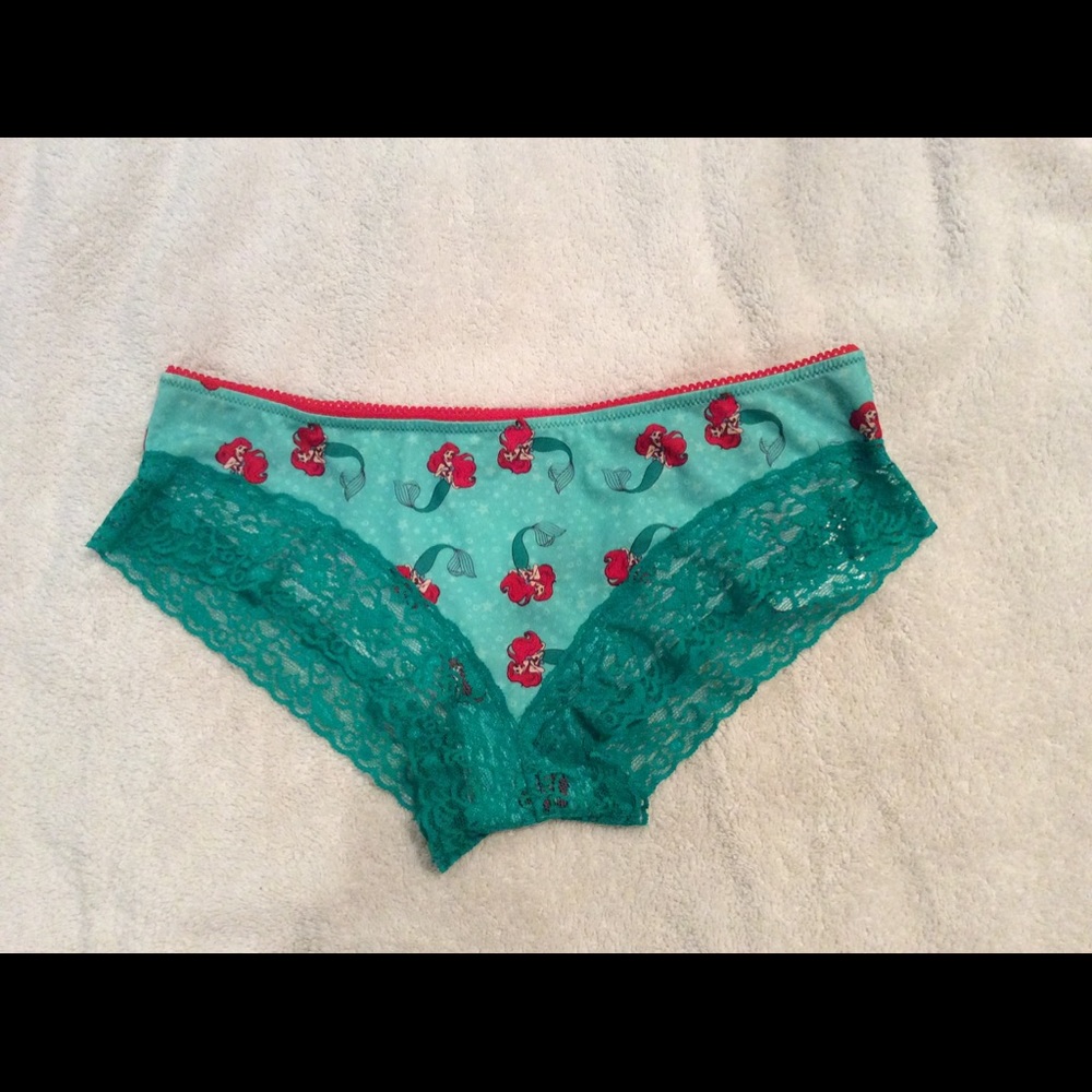 Disney Ariel panties, size medium